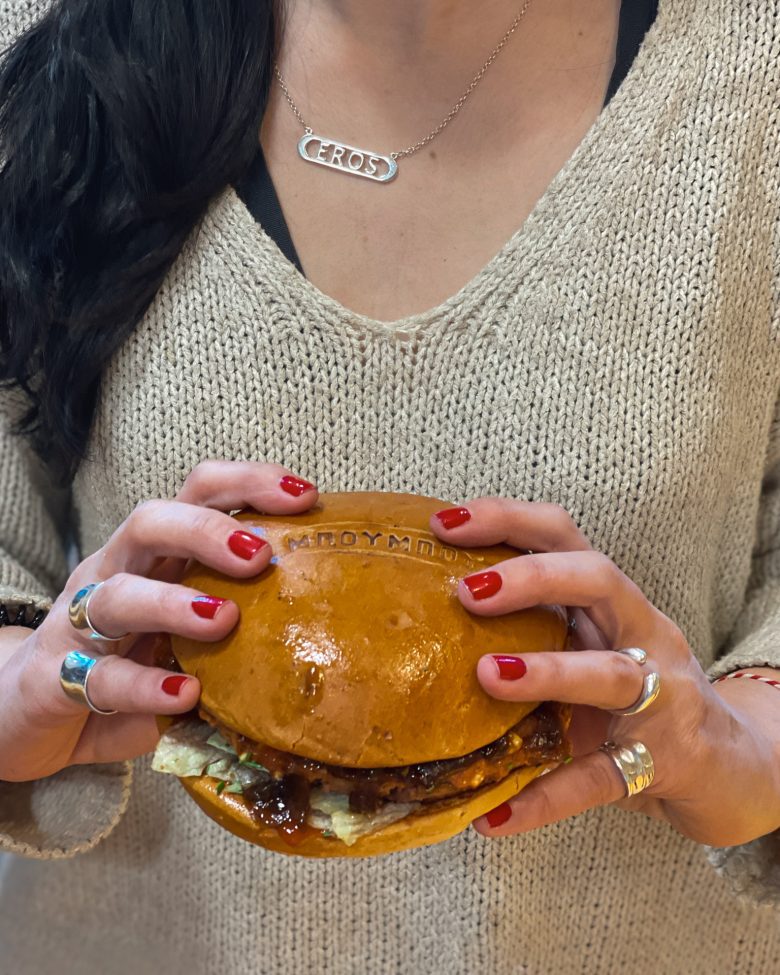 Burgers και street food από όλο τον κόσμο, που αξίζουν μια βόλτα μέχρι εκεί.